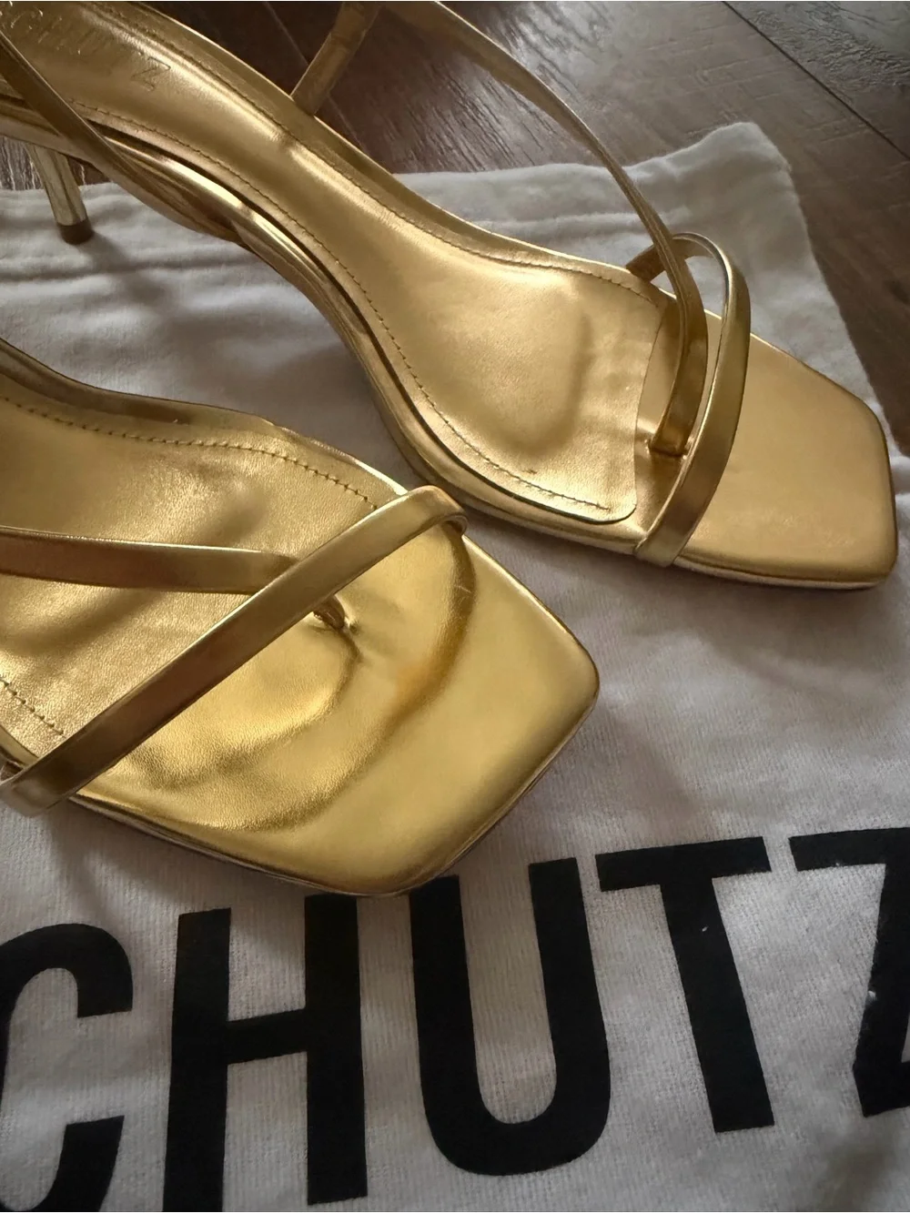 SCHUTZ Heloise Sandals Gold Metallic size 9